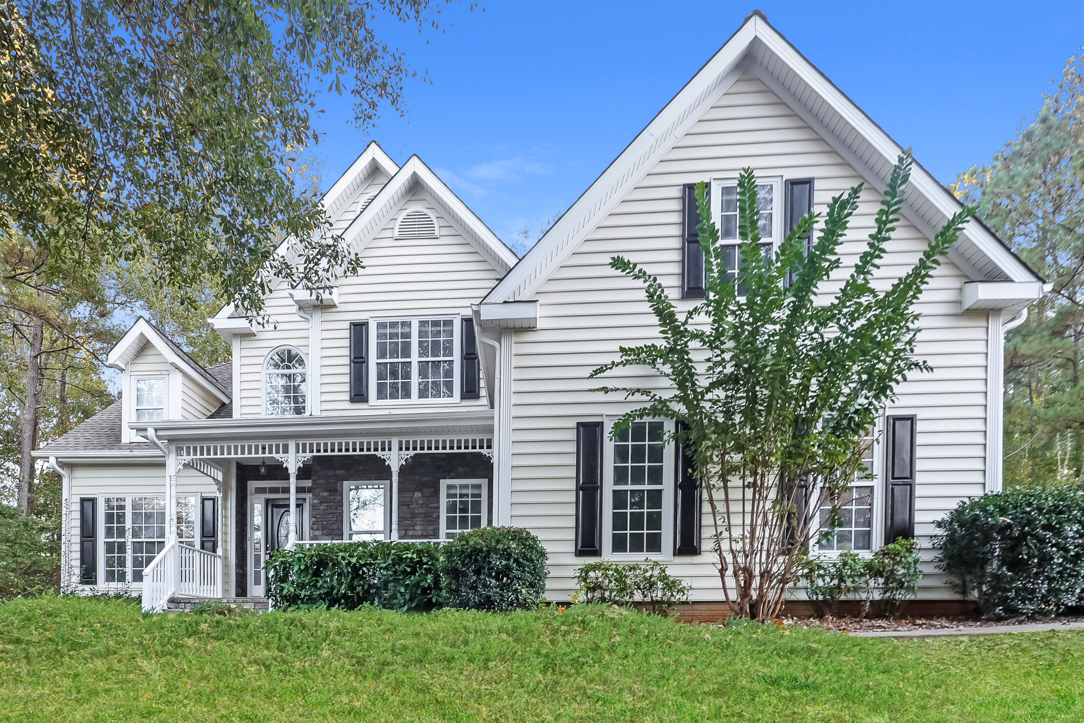 205 LAWN MARKET Sharpsburg, GA 30277